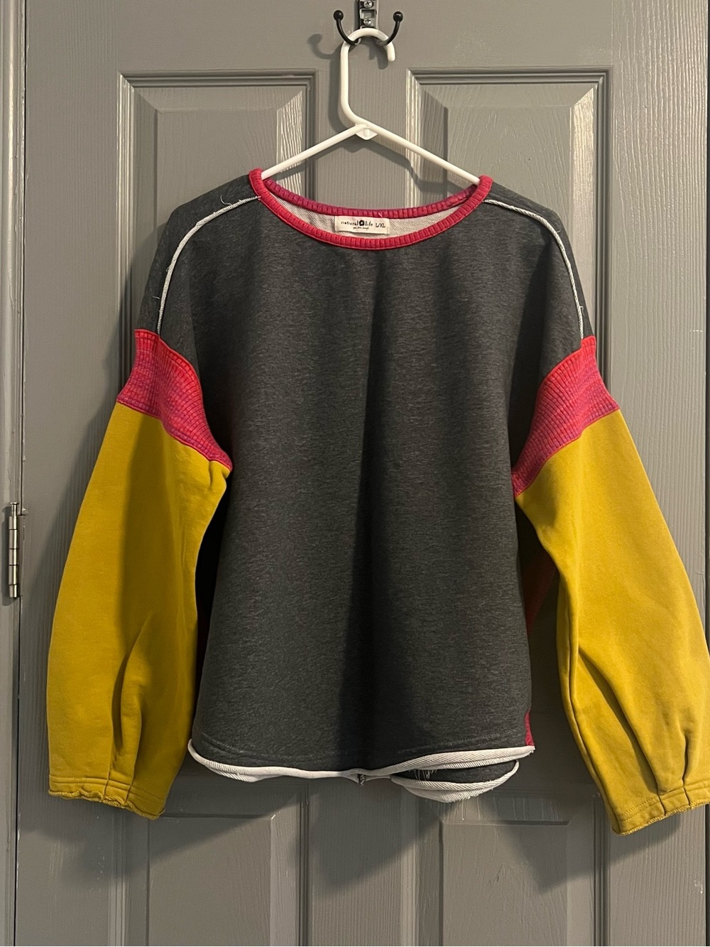 NATURAL LIFE Mustard & Gray Color block Sweatshirt Pink & Red Trim Chunky Casual